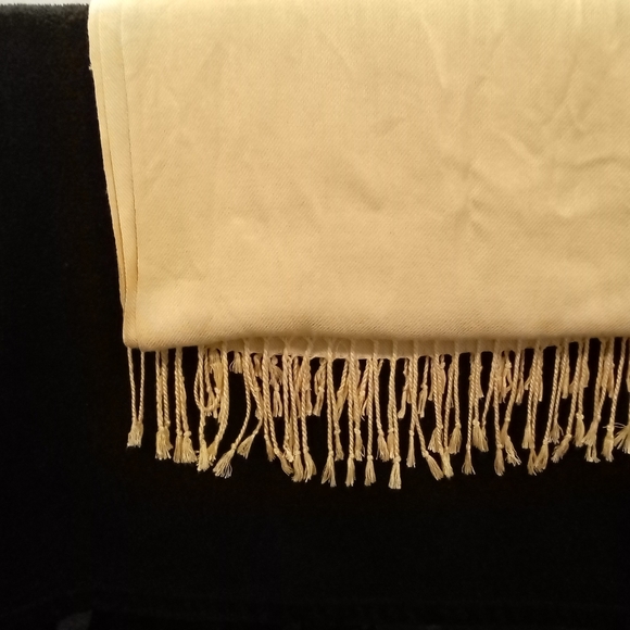 Pashmina Cream Cashmere Silk Wrap - Picture 1 of 3